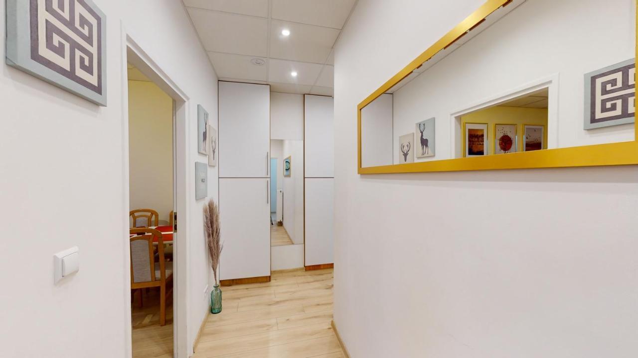 Rynek Market Square Tectum Apartments Вроцлав Екстериор снимка